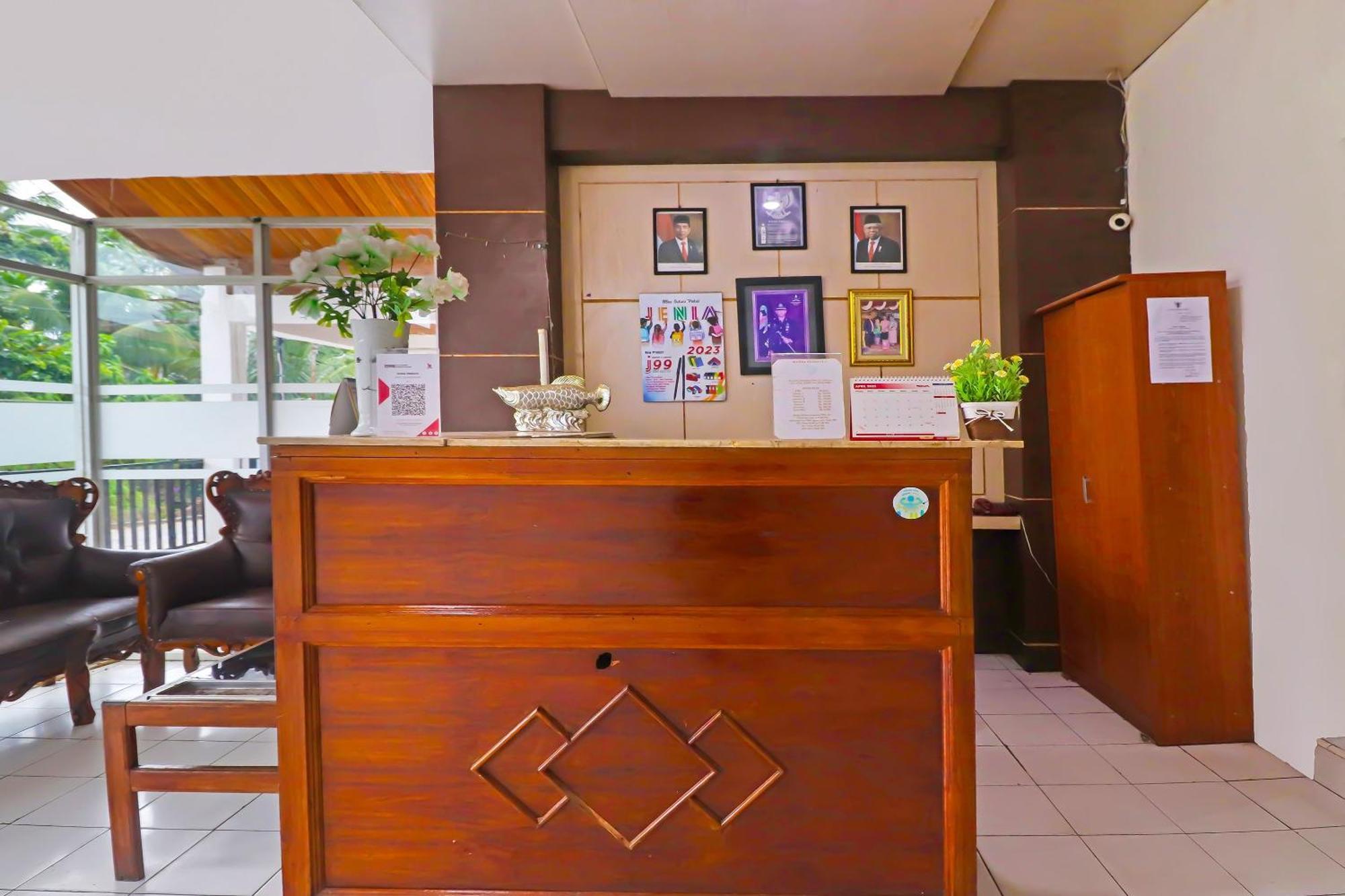 Oyo 92484 Wisma Permata Syariah Bangko Luaran gambar