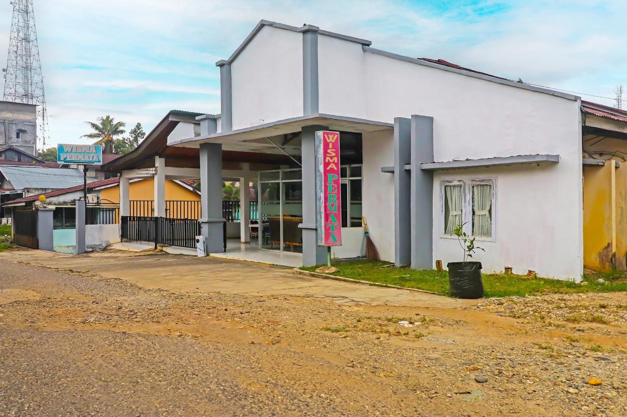Oyo 92484 Wisma Permata Syariah Bangko Luaran gambar